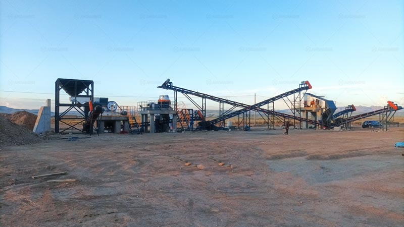 Planta Trituradora Estacionaria 70TPH en Perú